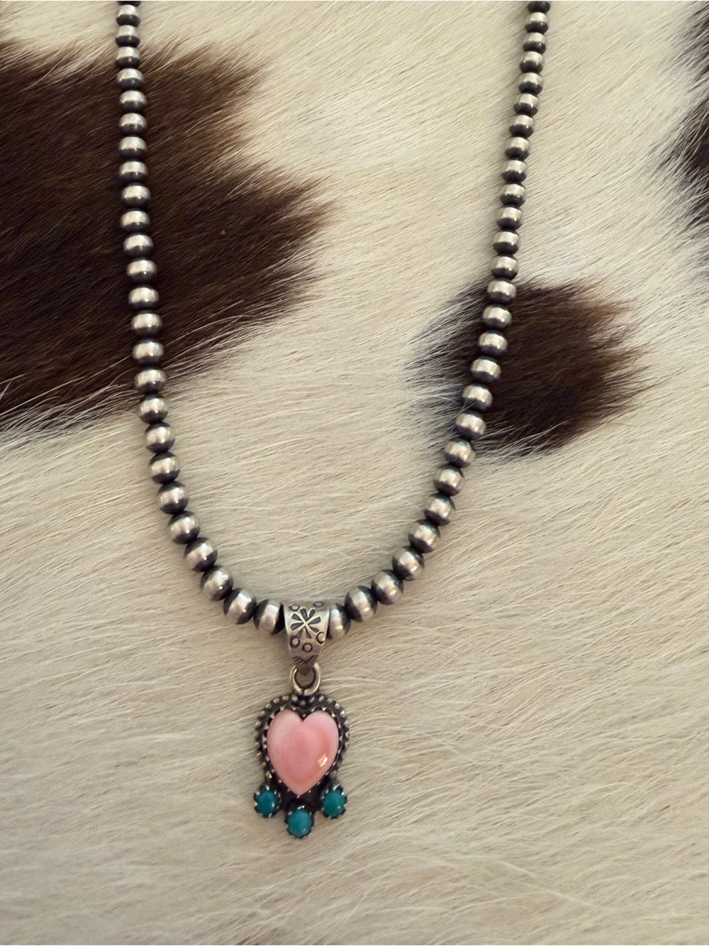 ❤️ Pink Conch Heart & Kingman Turquoise 3-Stone Sterling Silver Pendant - Picture 4 of 12